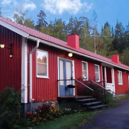 Klaraborg - Rum Och Koek I Borgvik Bagian luar foto