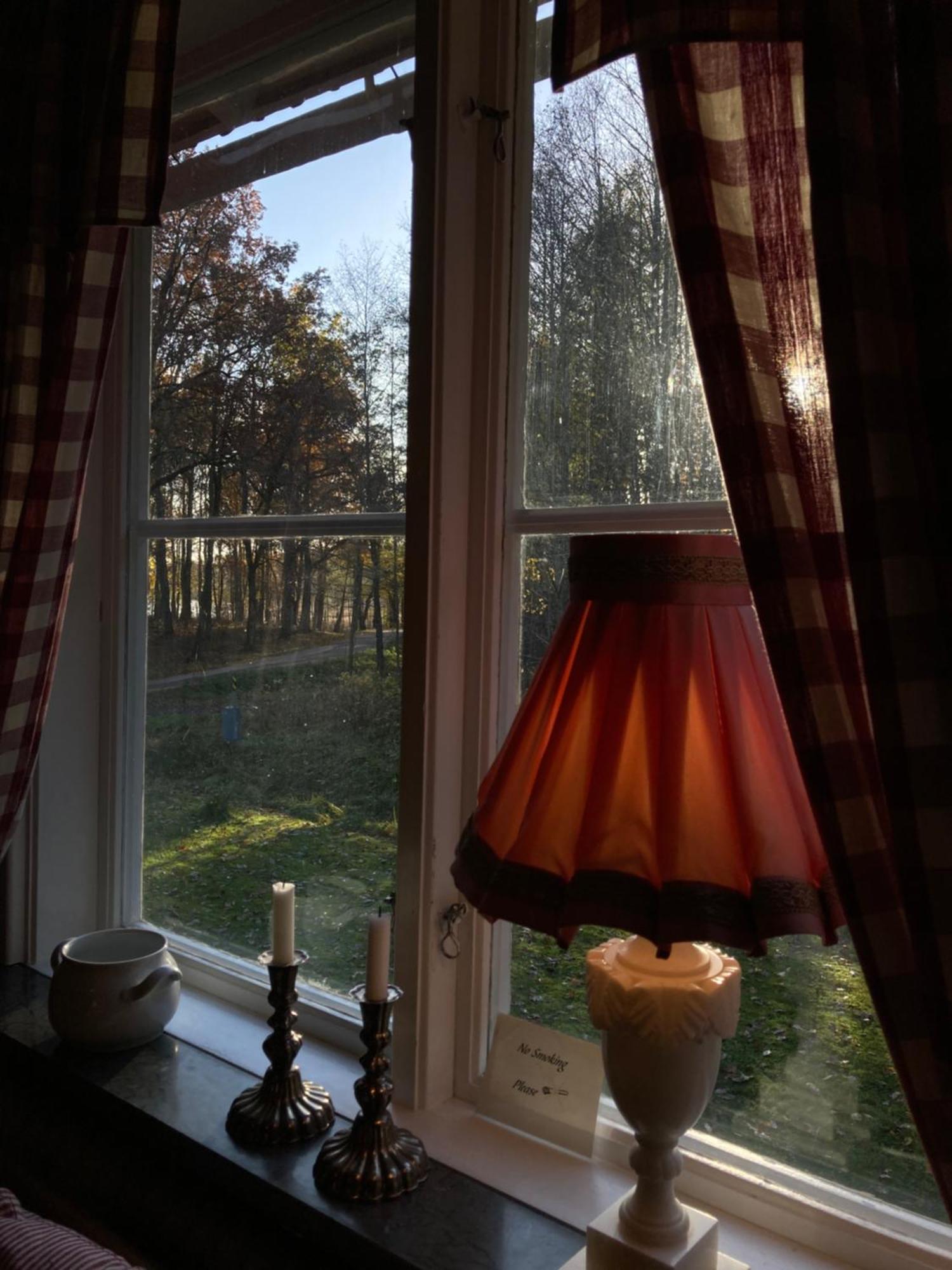 Klaraborg - Rum Och Koek I Borgvik Bagian luar foto